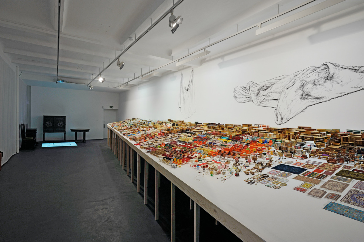 1000 Möbel auf 80 Quadratmetern